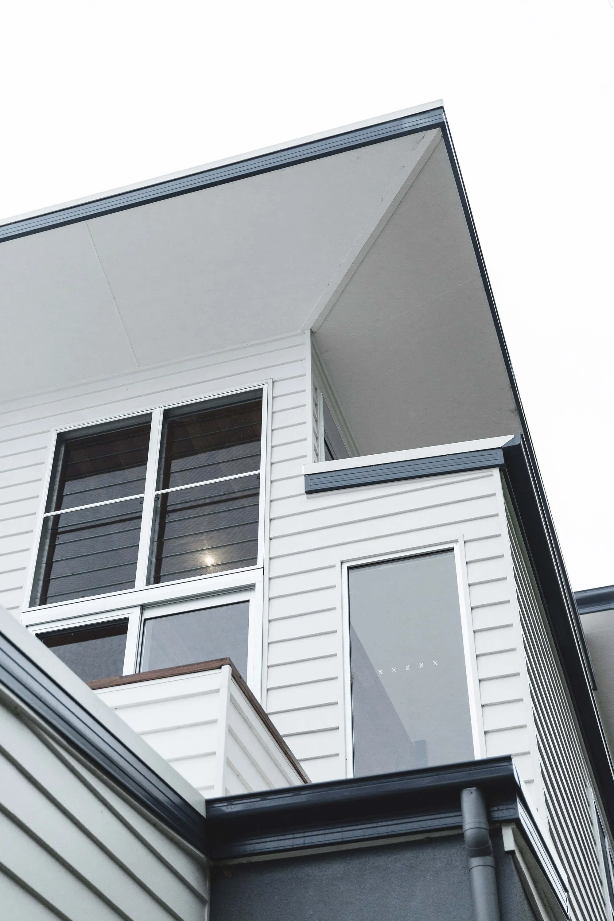 Wombarra cliff top luxury duplex by CKS Projects